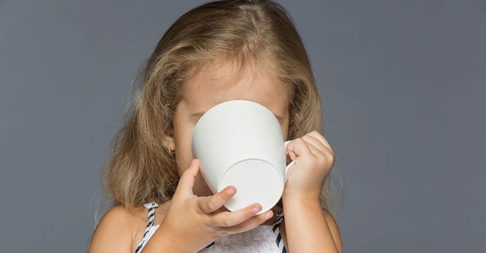 عوارض مصرف قهوه بر کودکان