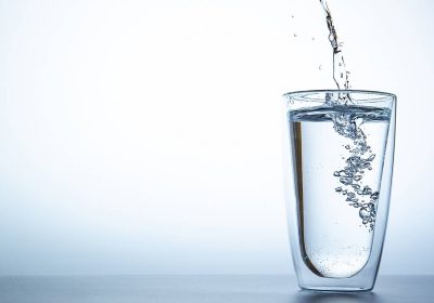 نوشیدن آب و لاغری چه ارتباطی دارند؟ - روژه مگ