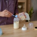 راهنمای انتخاب بهترین شیر خشک برای نوزاد - روژه مگ